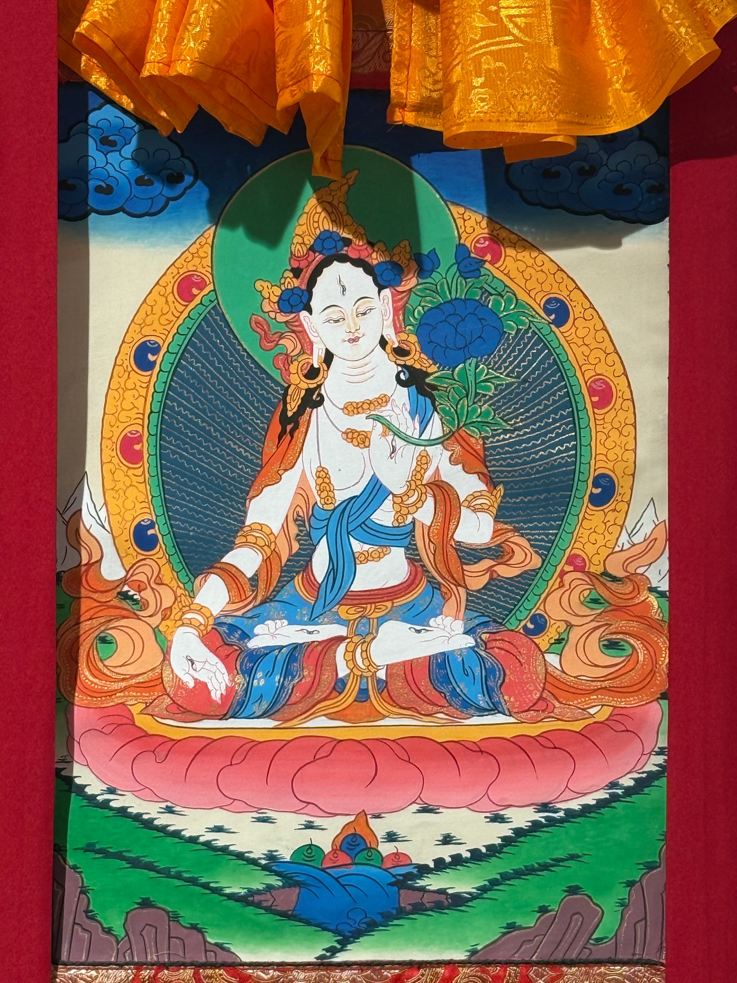 Thangka tibétain Tara blanche de taille moyenne