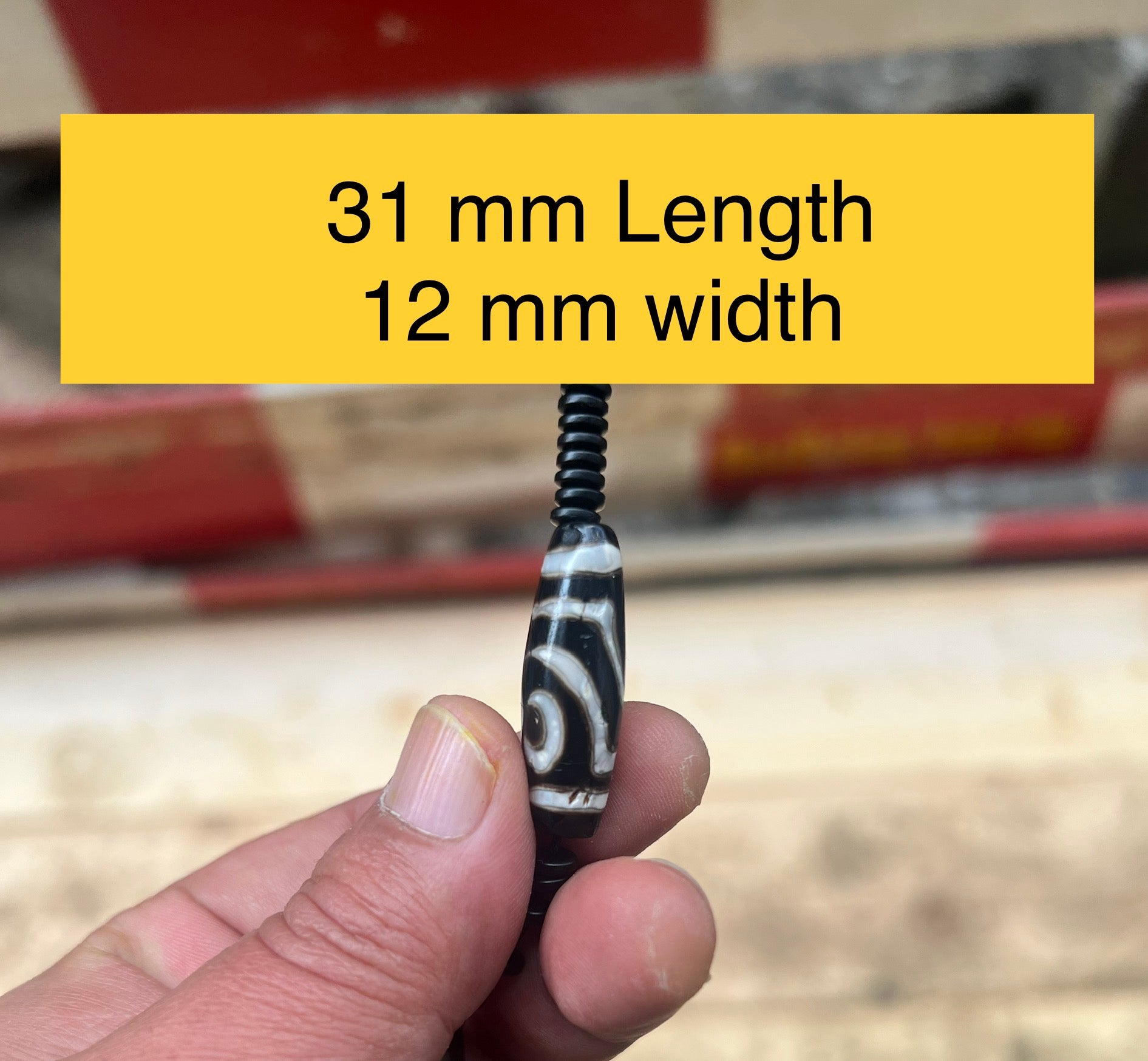 Antique 2 Eyes Dzi perle