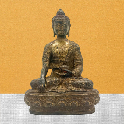 Alter Buddha Shakyamuni aus Kupfer, Vorderansicht