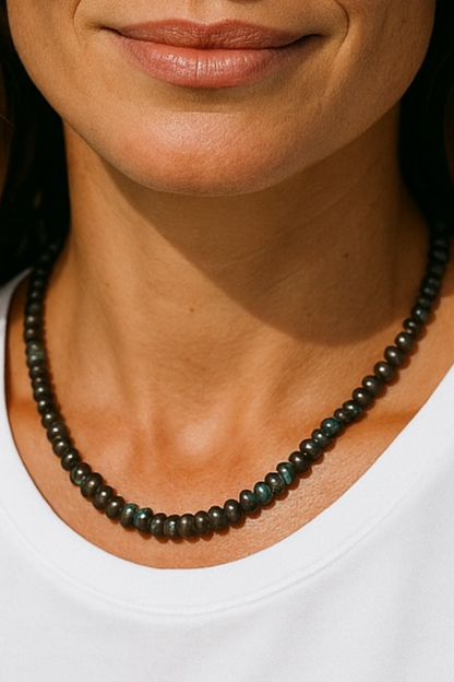 Labradorite necklace with 925 silver clasp shimmering gemstone look