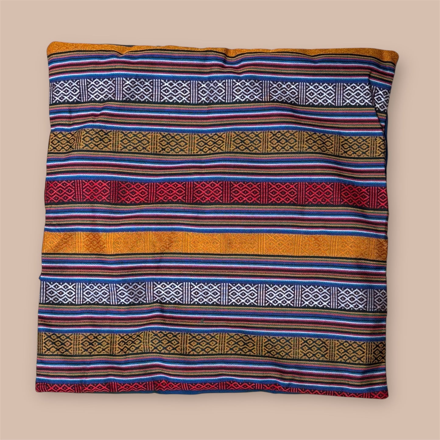 Handgefertigter Kissenbezug aus Baumwolle