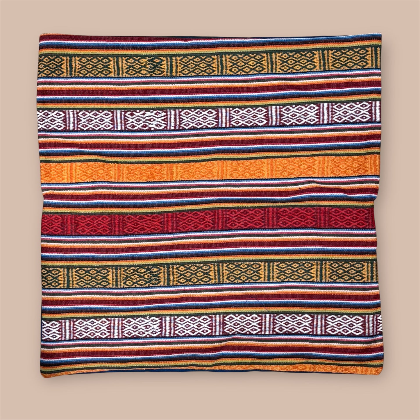 Handgefertigter Kissenbezug aus Baumwolle