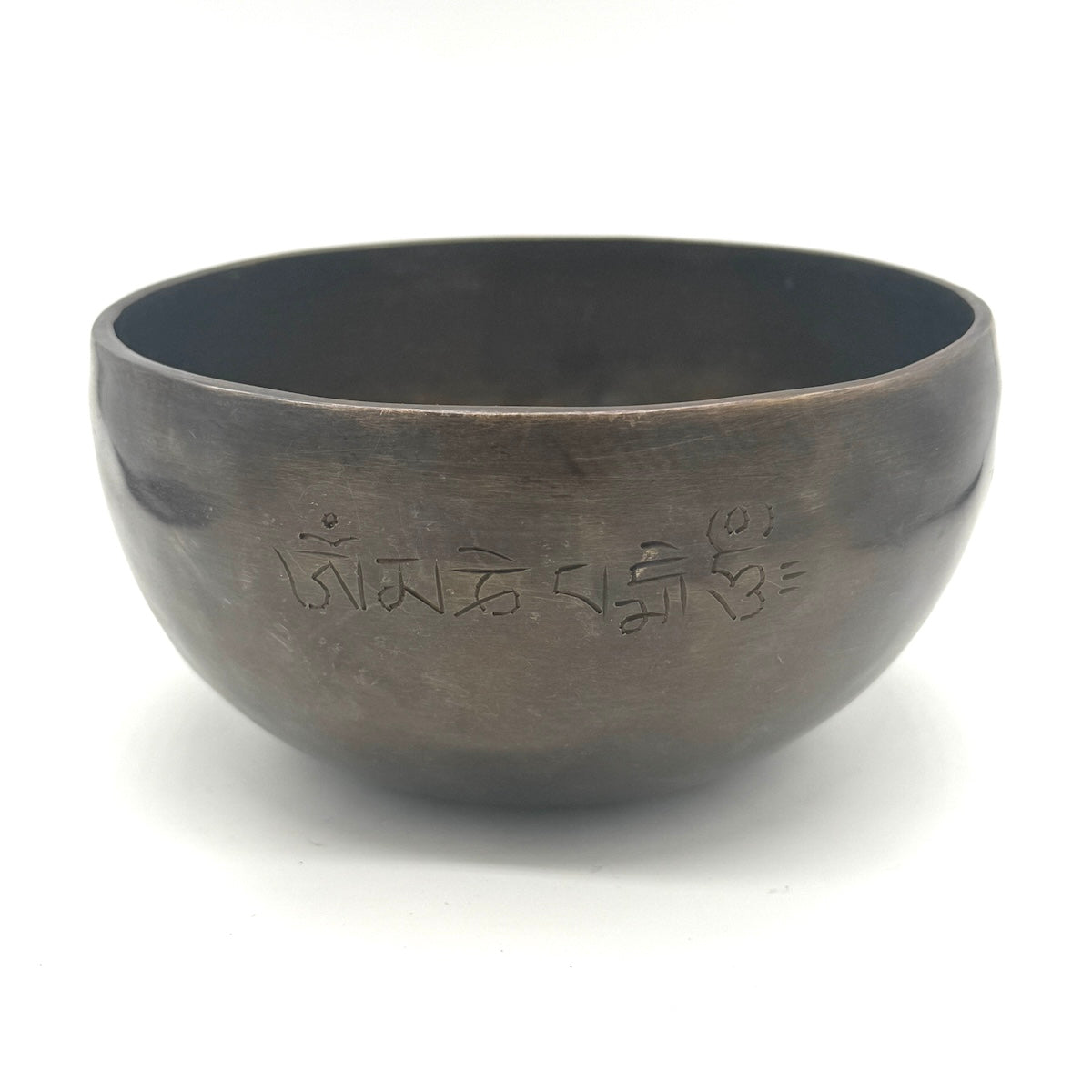 Leicht verzierte Klangschale für das Wurzelchakra - Förderung von Erdung und Balance