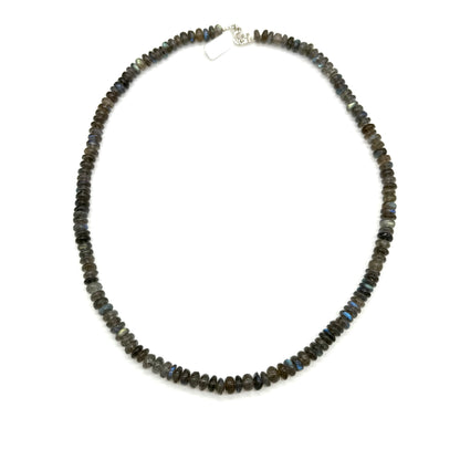 Labradorit-Kette mit 925er Silberverschluss – Schimmernder Edelsteinlook