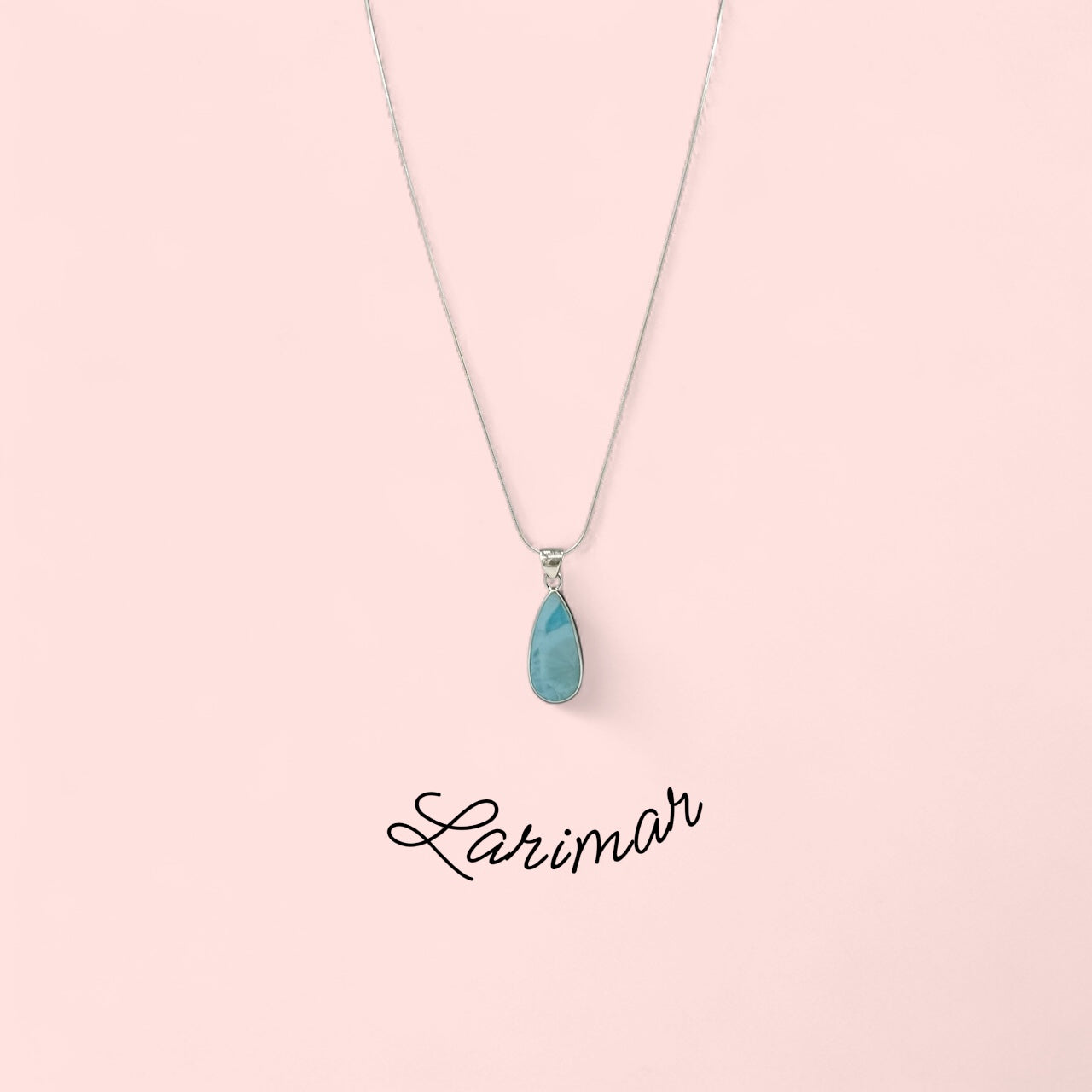 Oval formigen Anhänger aus Larimar und Silber auf eine Silber-kette