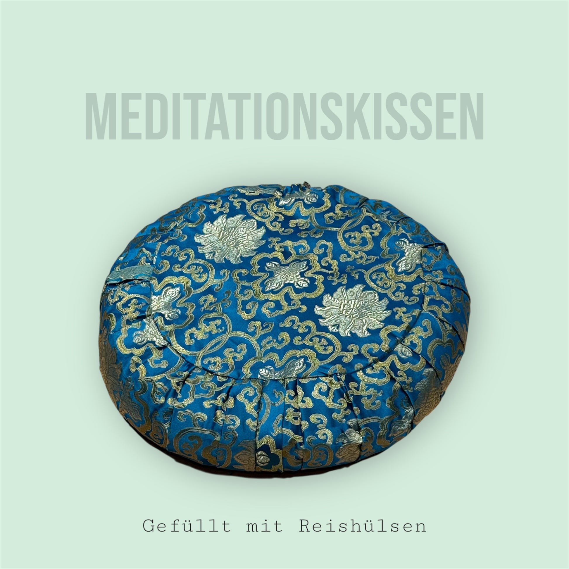 Brokat Türkis von Meditationskissen mit Reisschalen gefüllt Plakat 