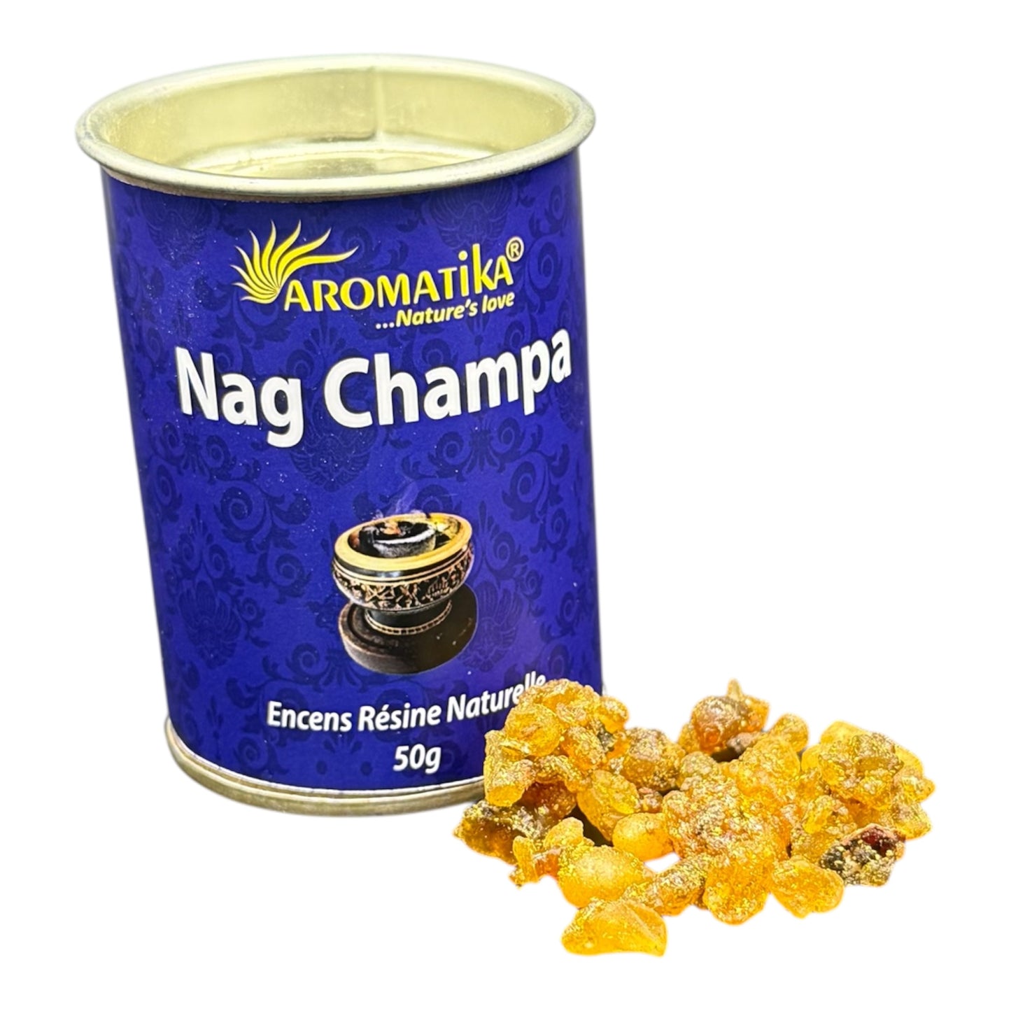 Hier sieht mann Räucherwerk aus  Nagchampa in einer Dose mit weissem  Hintergrund 