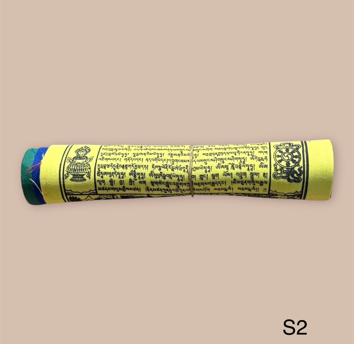 Tibetische Gebetsfahnen, Lungta in verschiedene Größen
Gebetsfahnen – Traditionelle Inspiration für Harmonie und Frieden