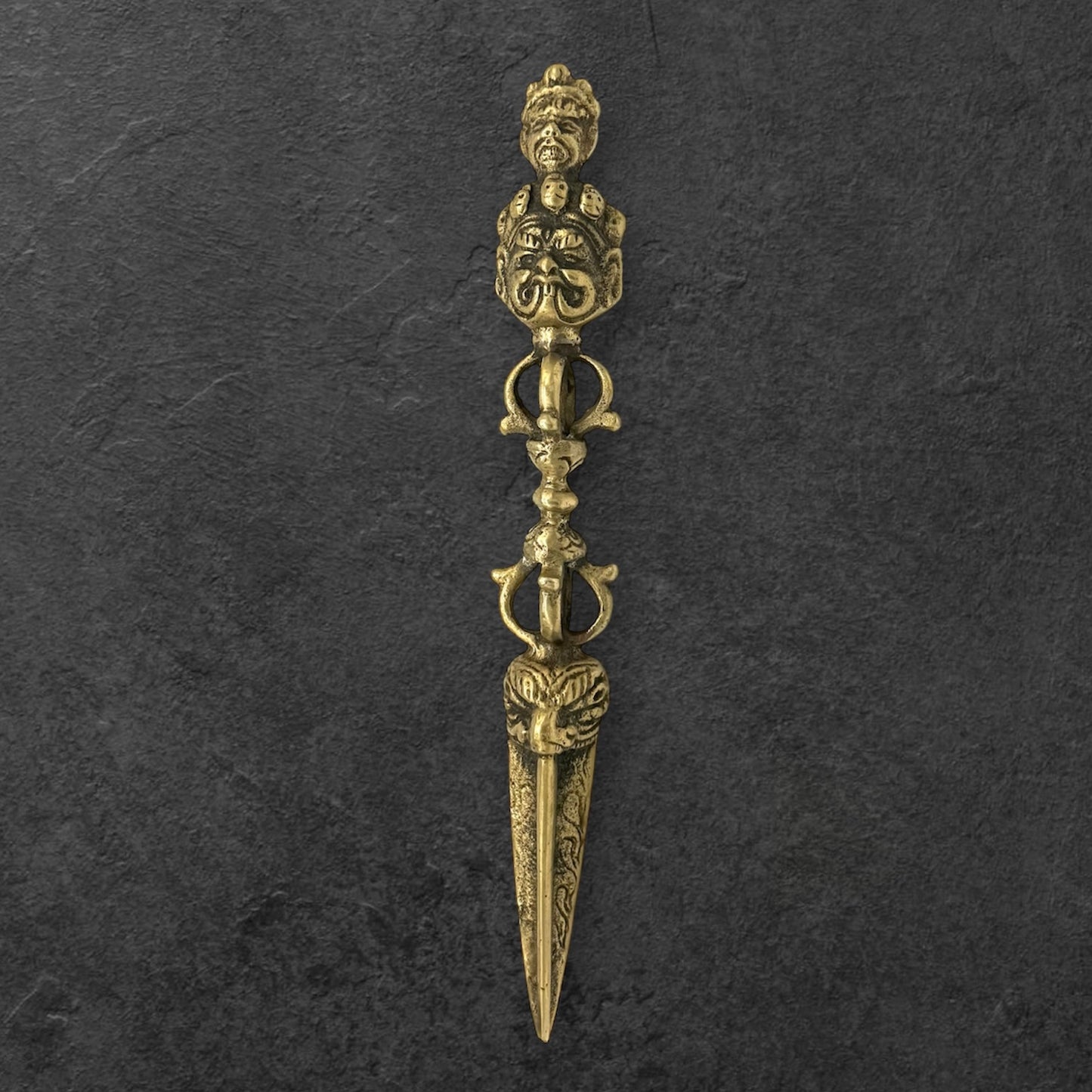 Tibetischer Phurpa-Ritualdolch aus Messing
